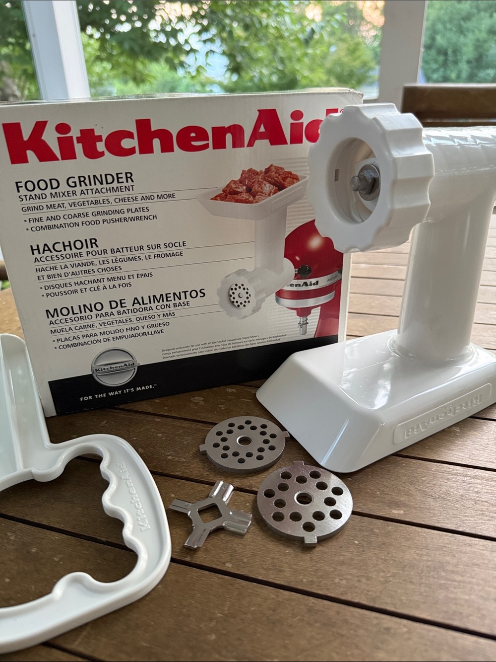 KitchenAid FGA Food Grinder Stand Mixer Attachment - Like New Condition